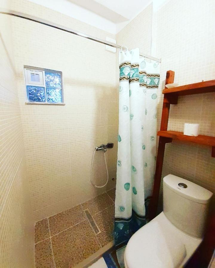 At Pikotiko'S - Korca City Rooms For Rent エクステリア 写真