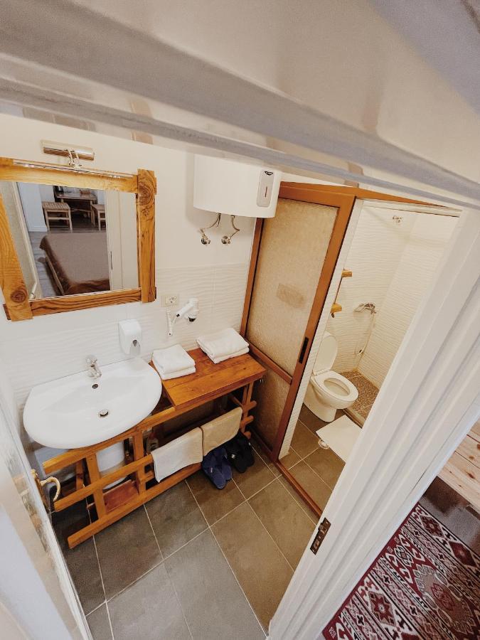 At Pikotiko'S - Korca City Rooms For Rent エクステリア 写真