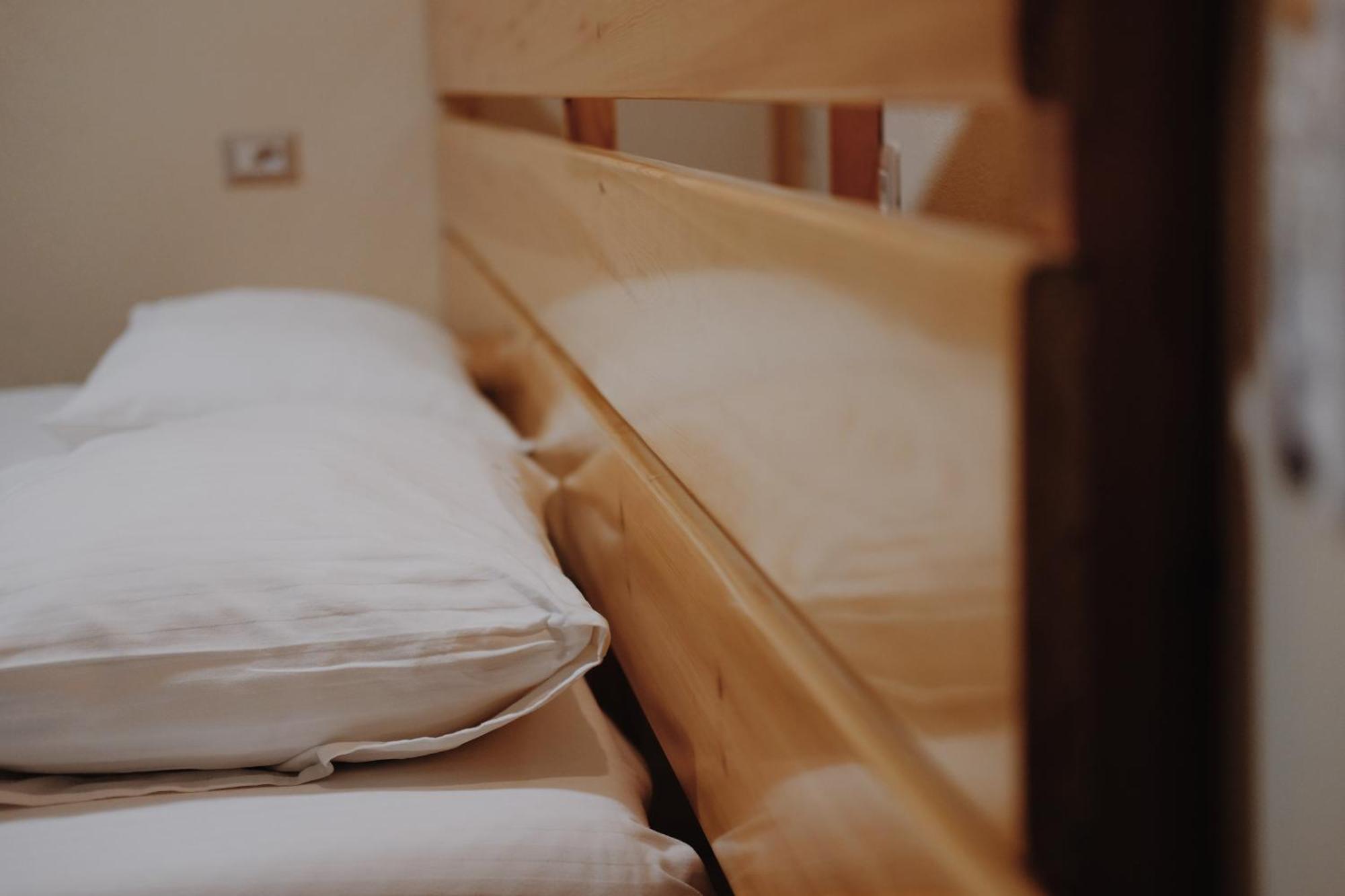 At Pikotiko'S - Korca City Rooms For Rent エクステリア 写真