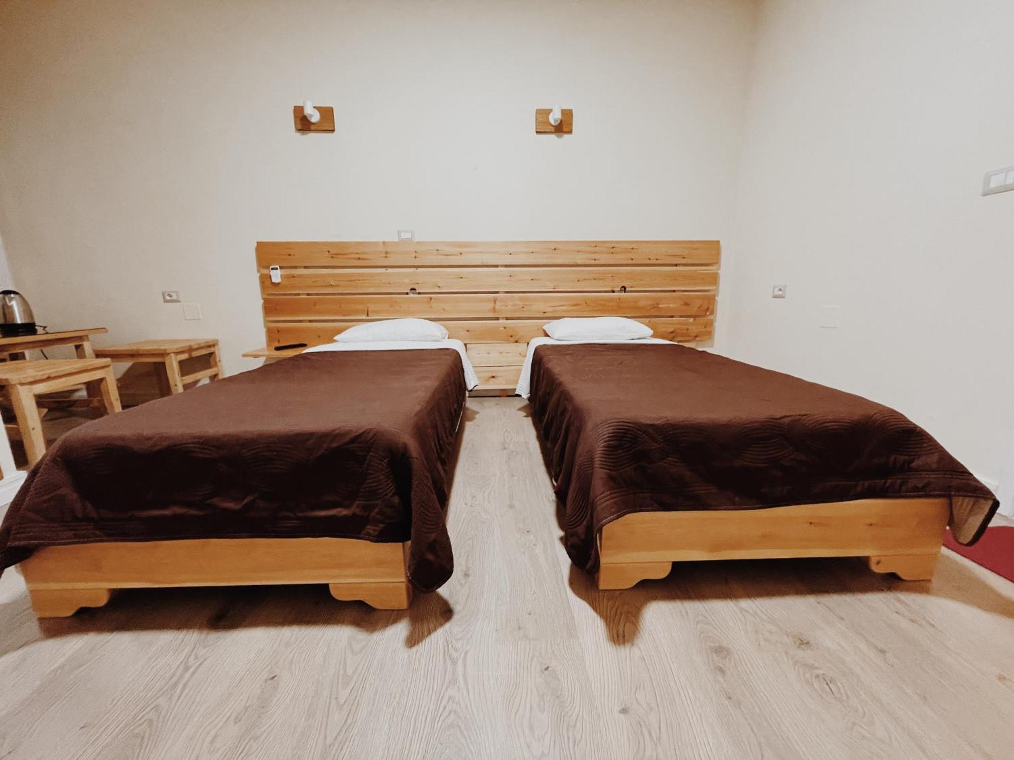 At Pikotiko'S - Korca City Rooms For Rent エクステリア 写真